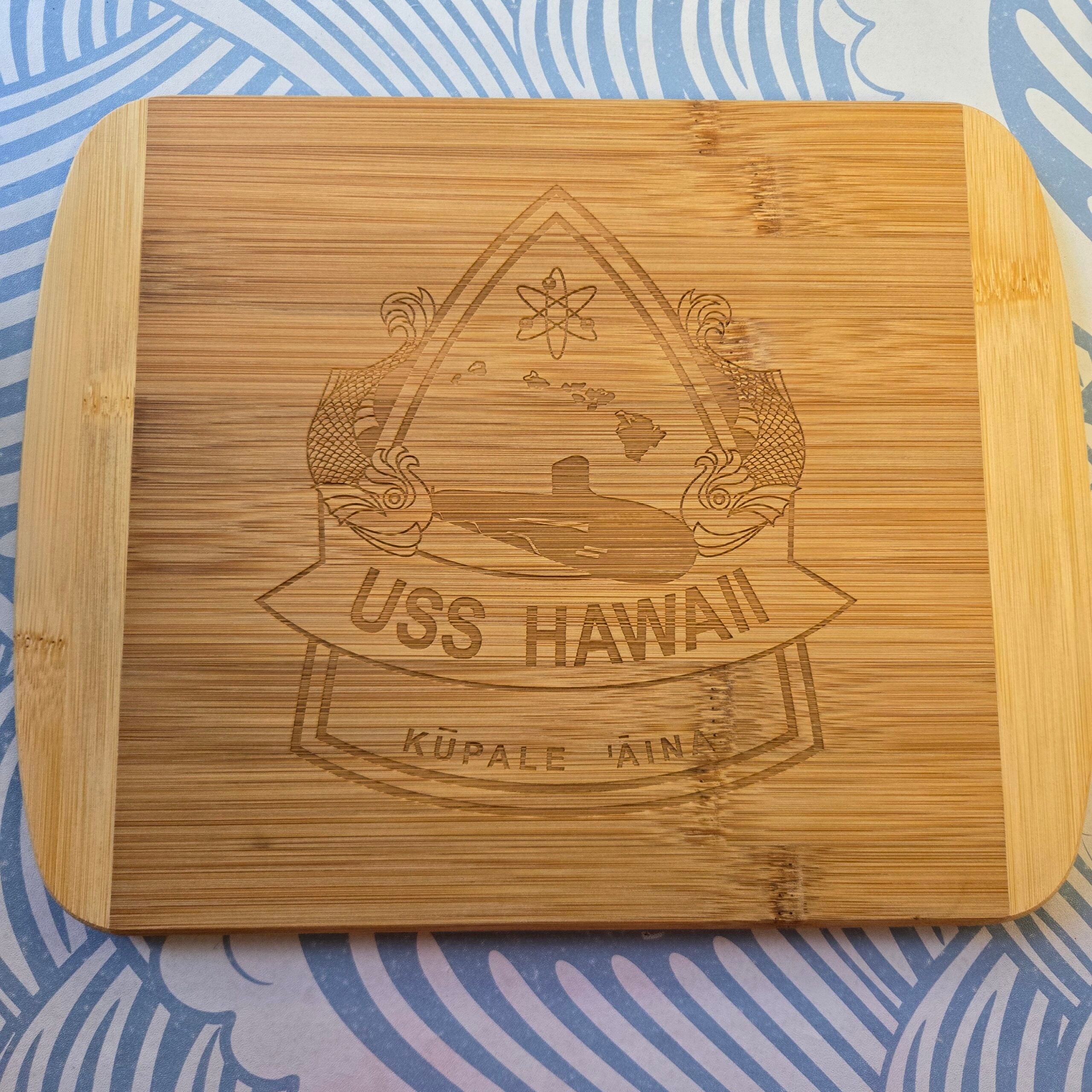 Command Cutting Board