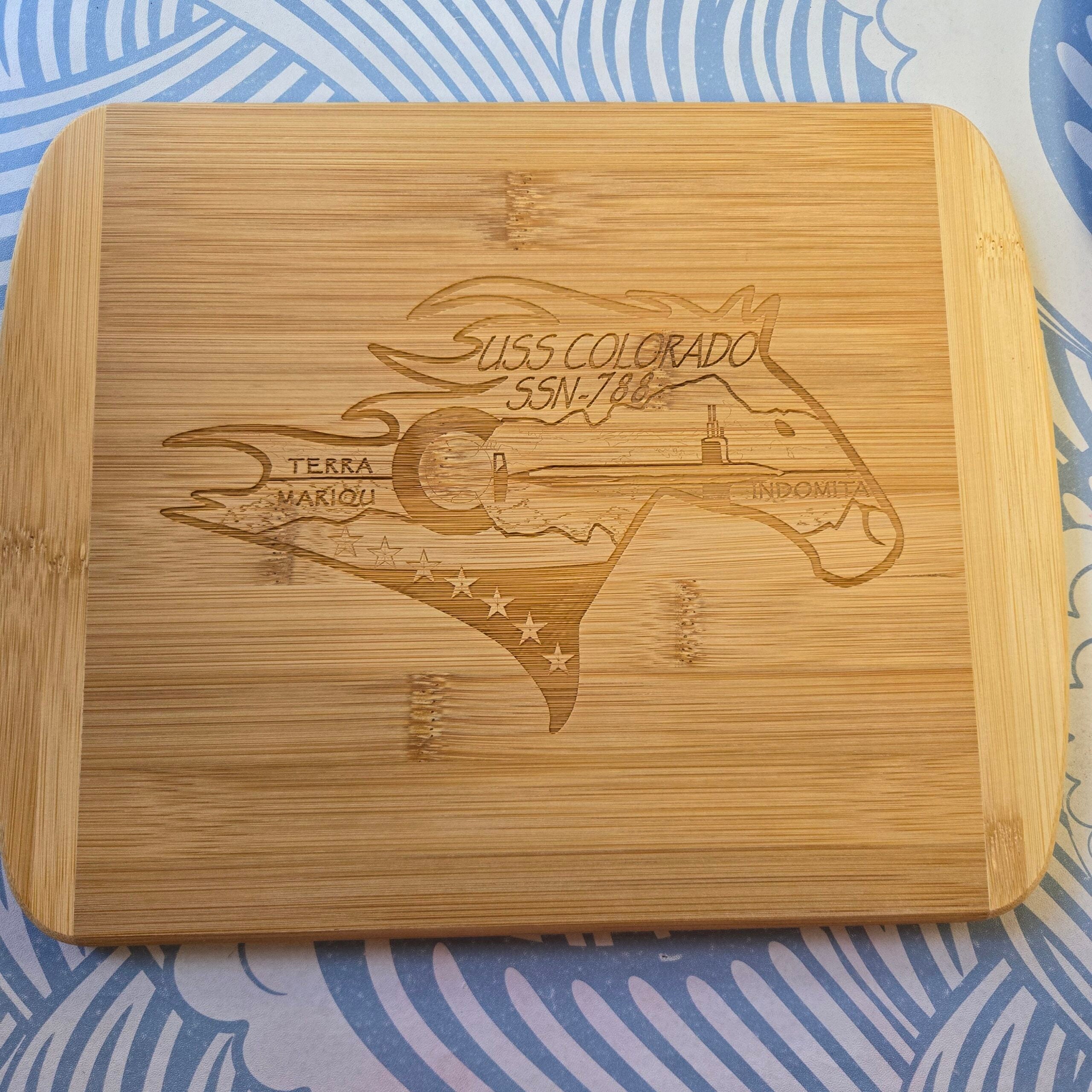 Command Cutting Board