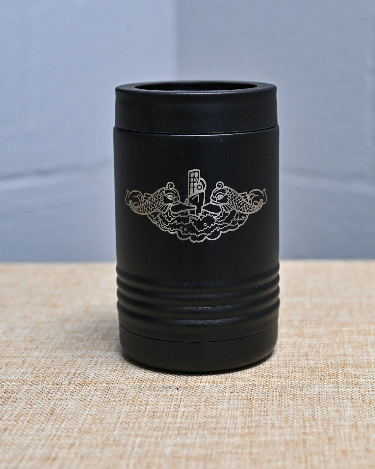 Engraved Command Crest Metal Can Holder