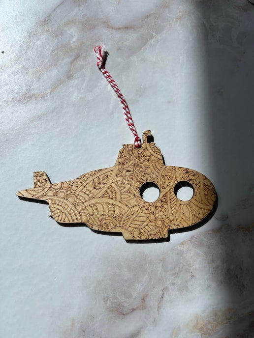 Wooden Submarine Etched Ornament (HOLIDAY)