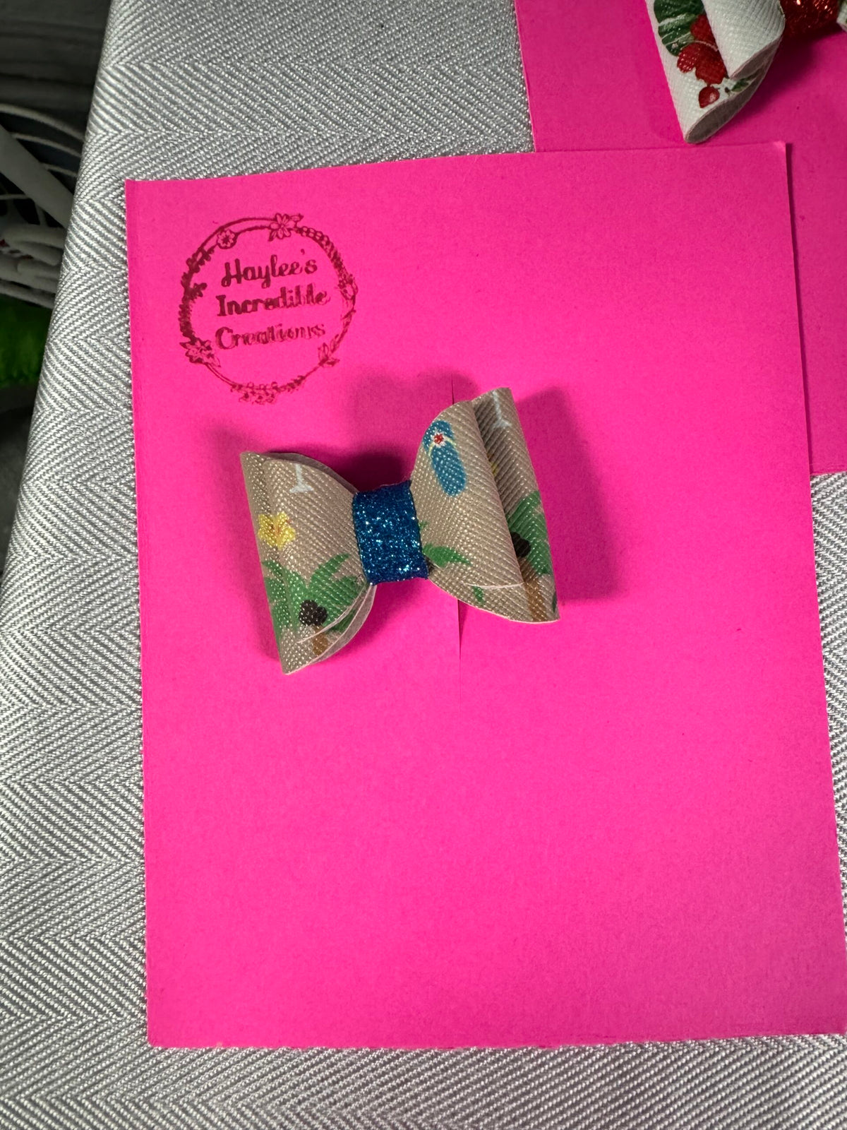 Hair Bows - Small tan