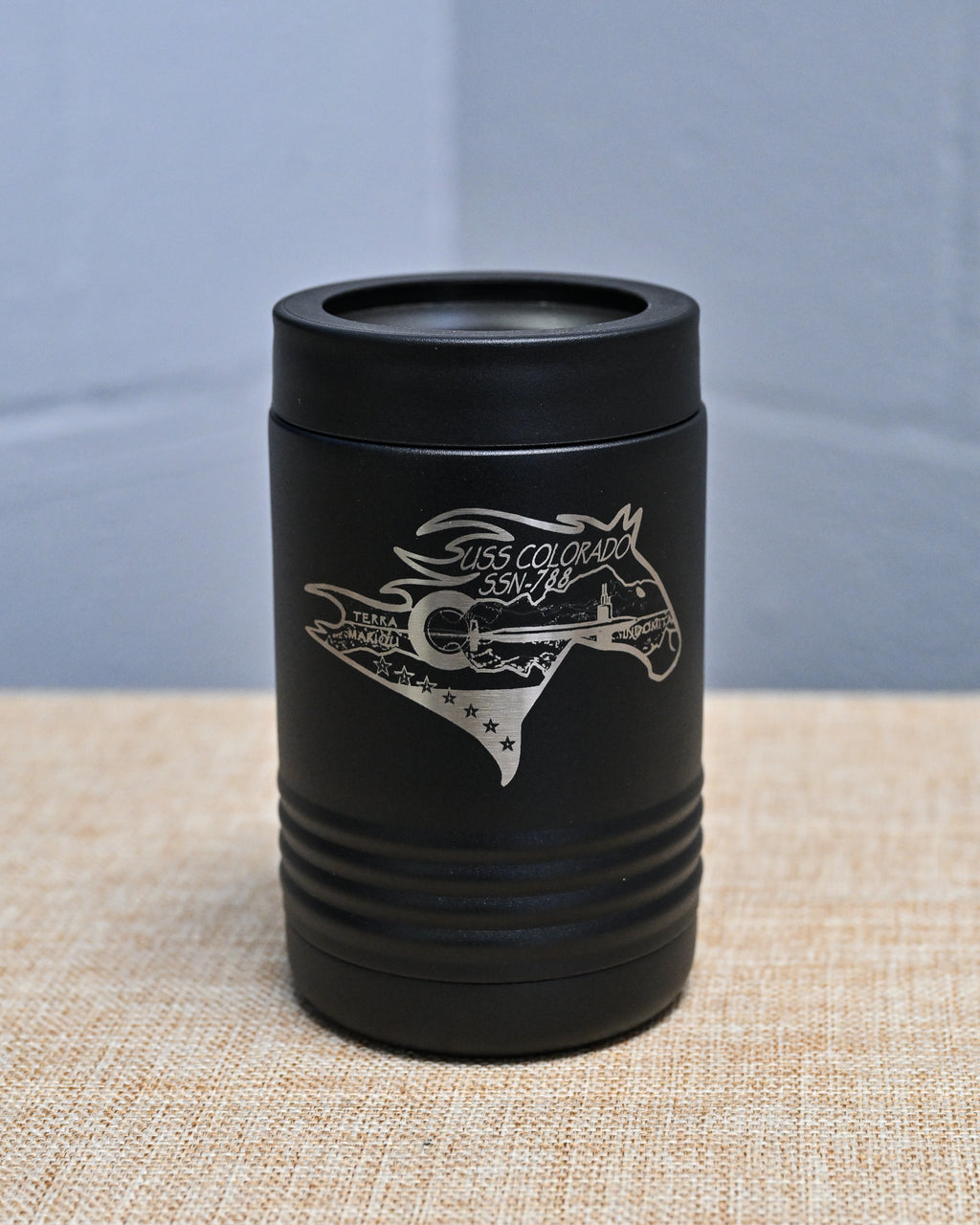 Engraved Command Crest Metal Can Holder