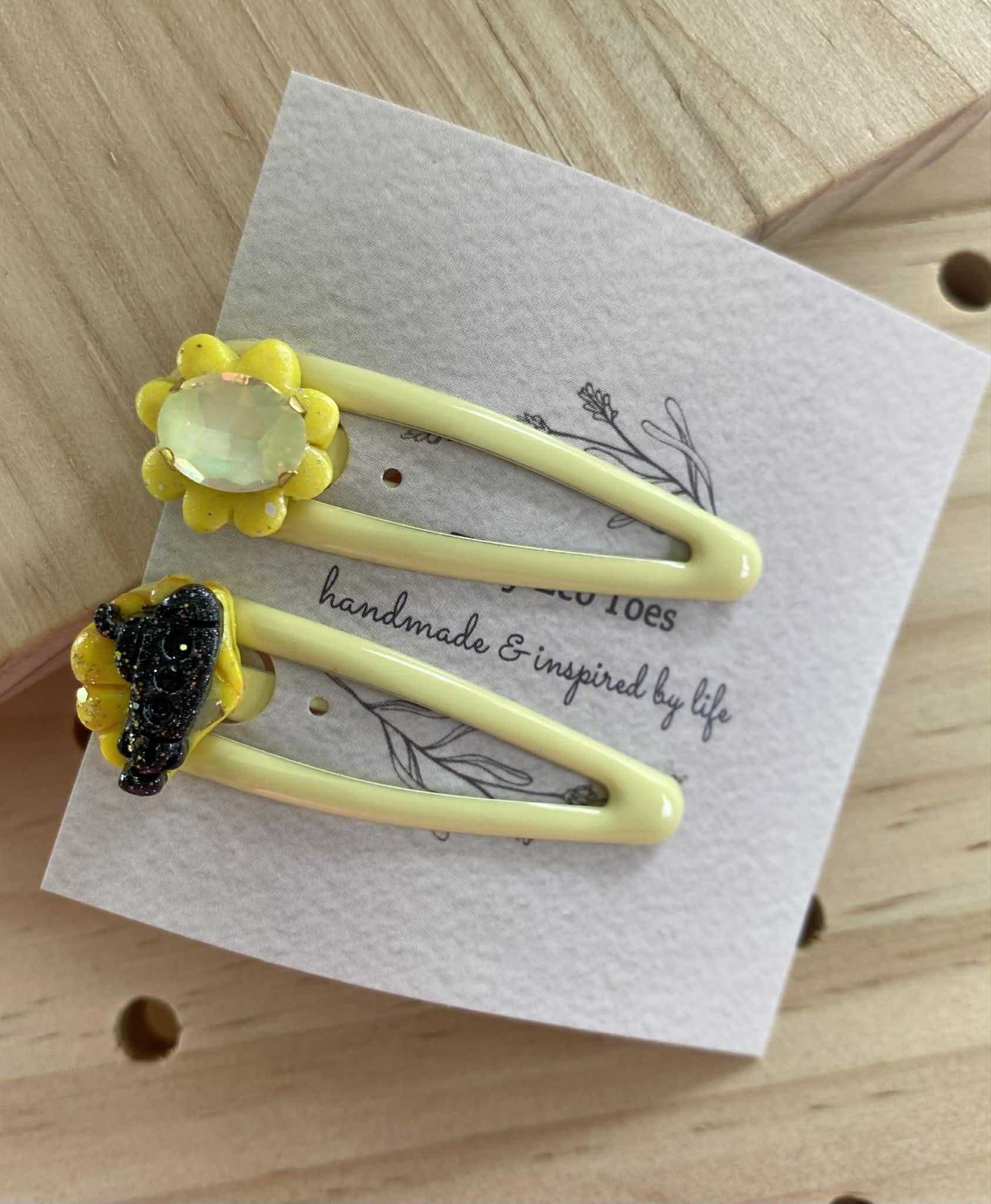 Submarine Hairclip Set