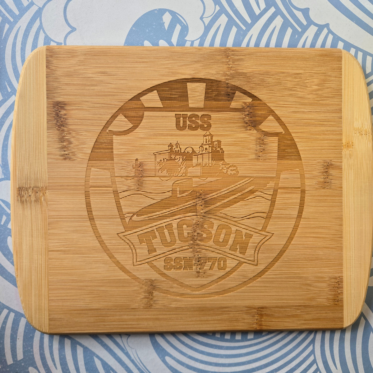 Command Cutting Board