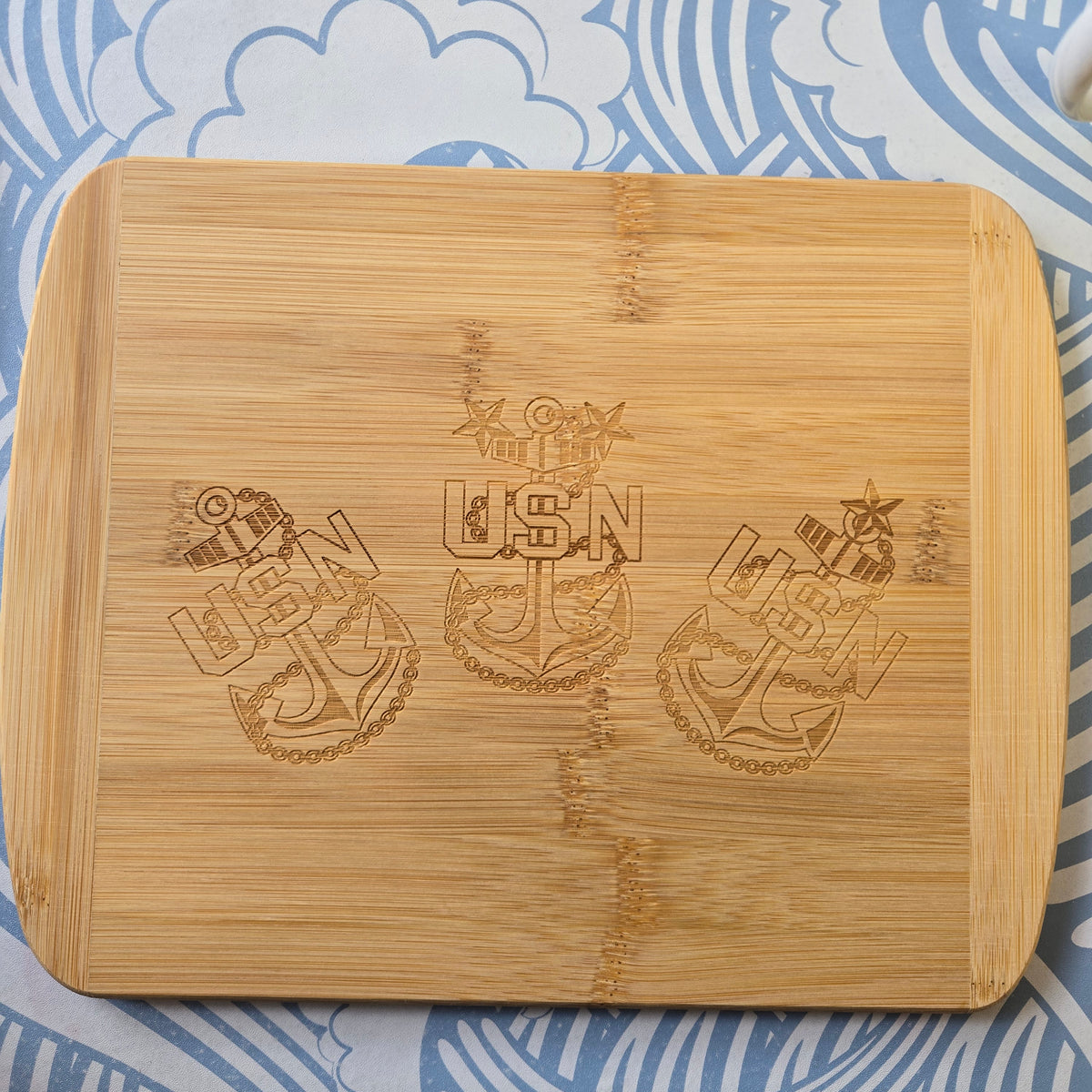 Command Cutting Board