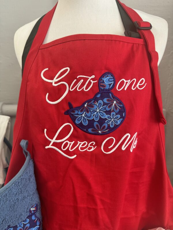 Apron, towel, and pot holder set - Sub one Loves Me