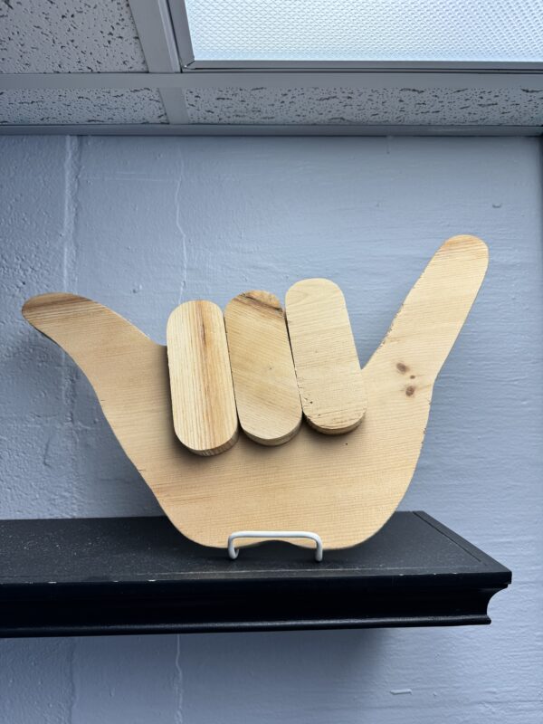 Wooden Shaka - Large Pine